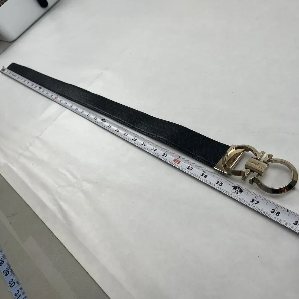 Salvatore Ferragamo Gancini Belt Black Leather Gold Buckle Italy 35” Fair